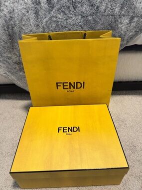 Fendi Yellow Roma Gift Set with Logo